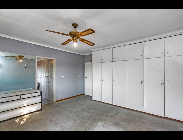 3 BEDROOM DUPLEX FOR SALE IN BRAMLEY NORTH